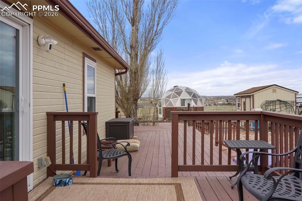 Image 25 of 35: Bathroom