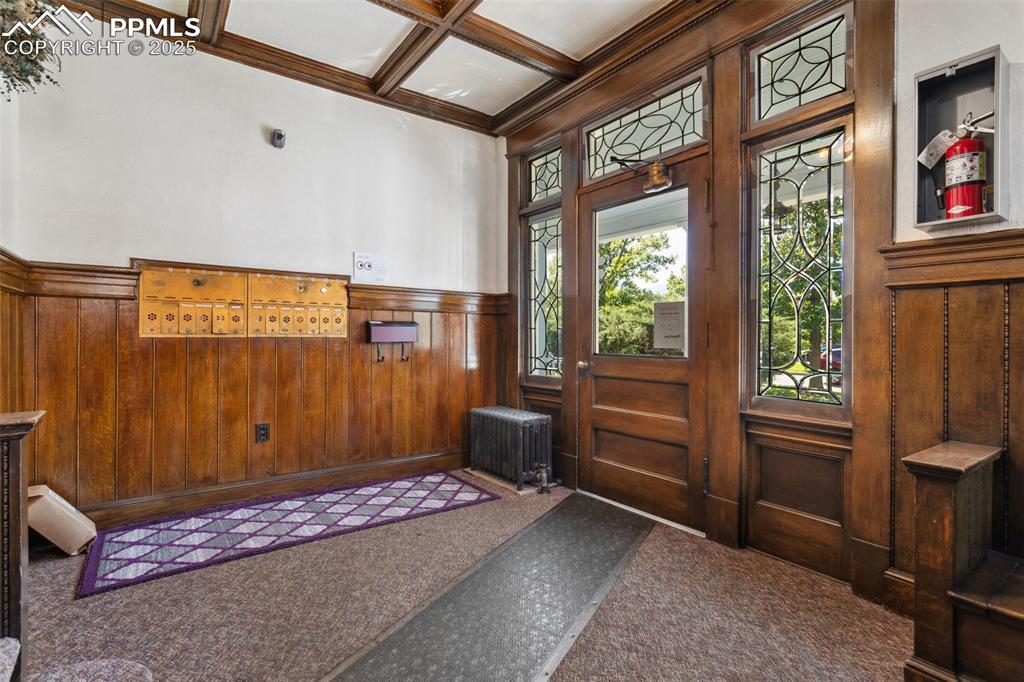 Image 18 of 47: Entry