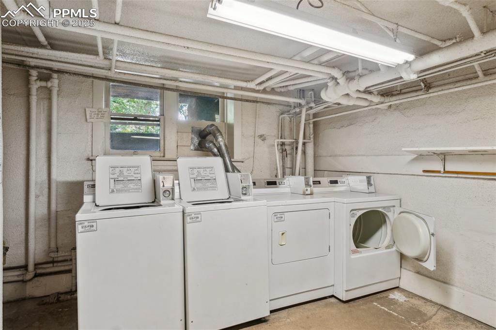 Image 38 of 47: Laundry