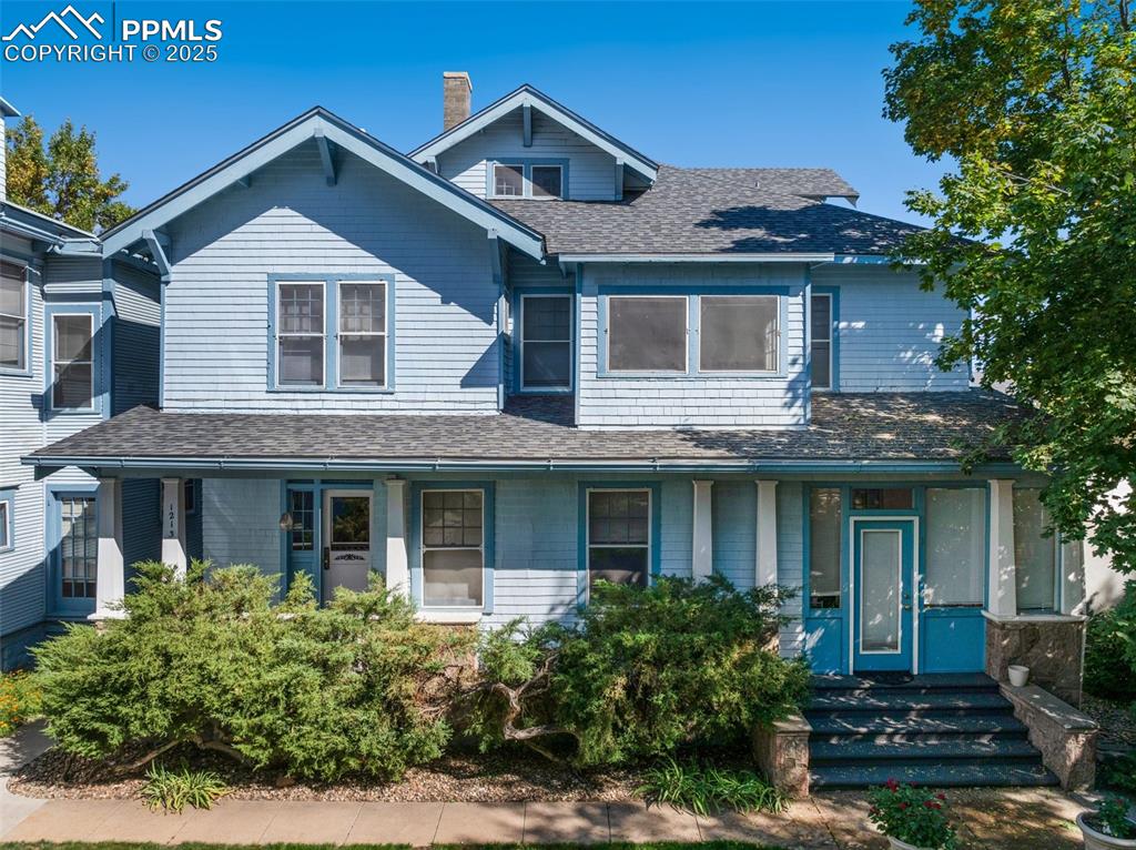 Image 4 of 47: Front of Structure