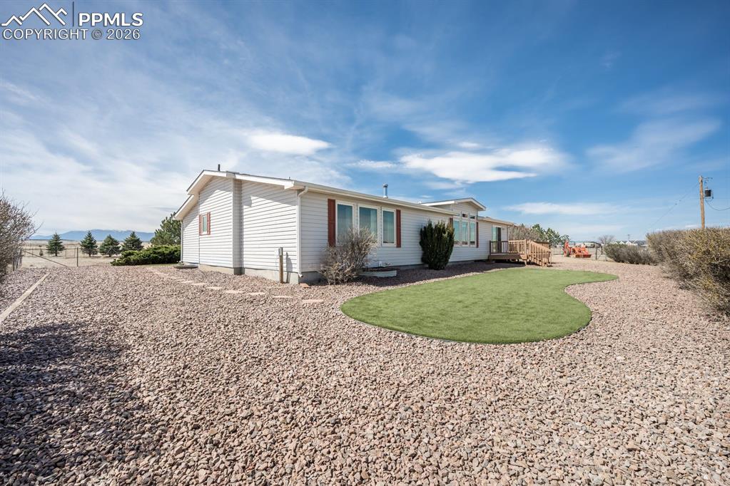 Image 24 of 47: Back of Structure