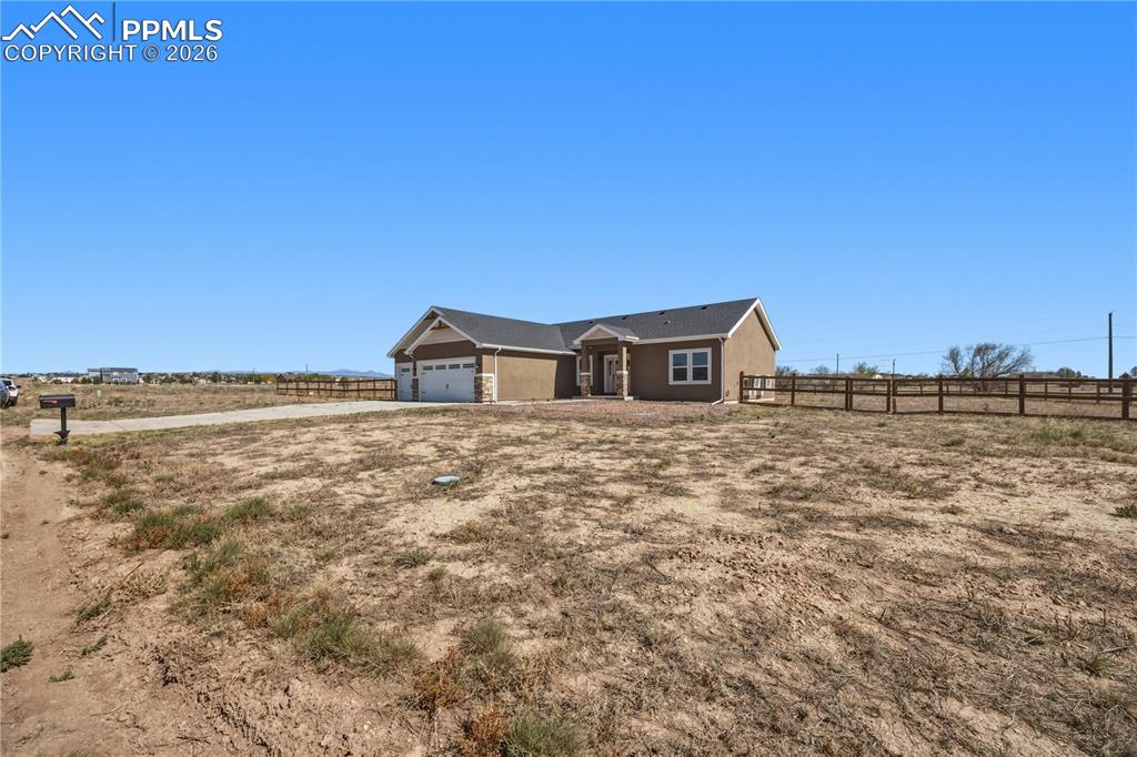 Image 4 of 27: Front of Structure