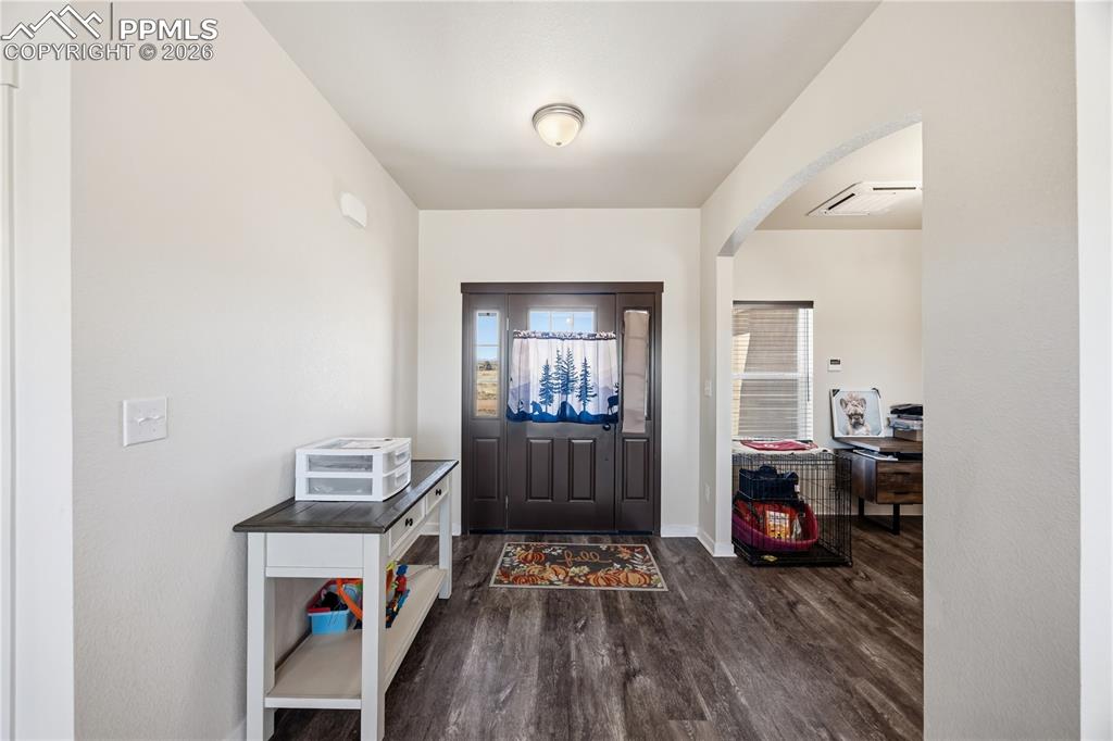 Image 6 of 27: Entry