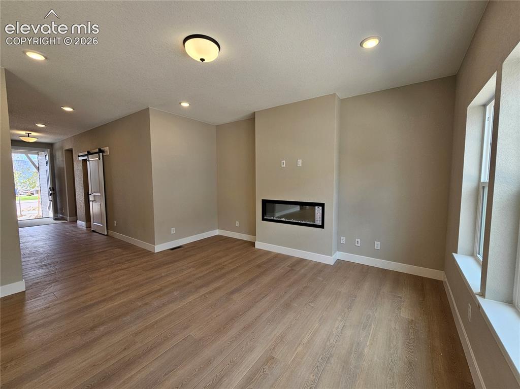 Image 9 of 20: Living Room