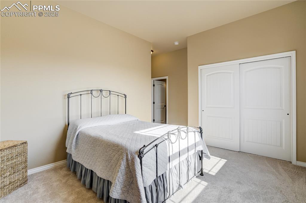 Image 20 of 50: One of three private bedroom ensuites, located on the main level — ideal fo