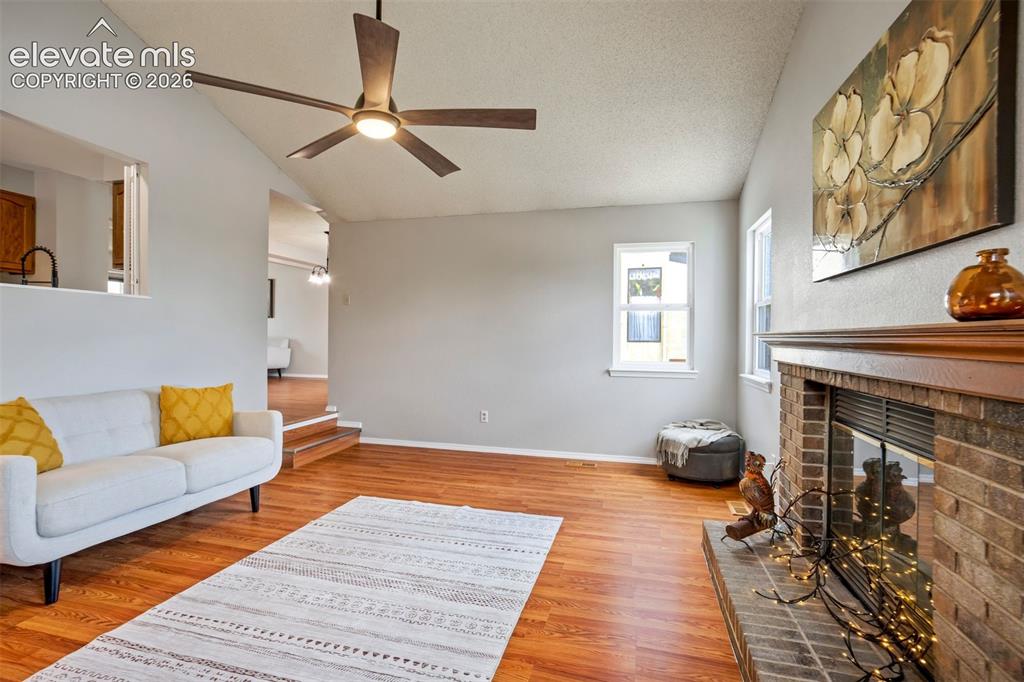 Image 11 of 47: Family Room