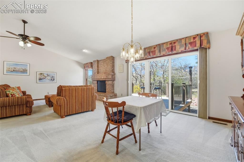 Image 9 of 46: Dining Area