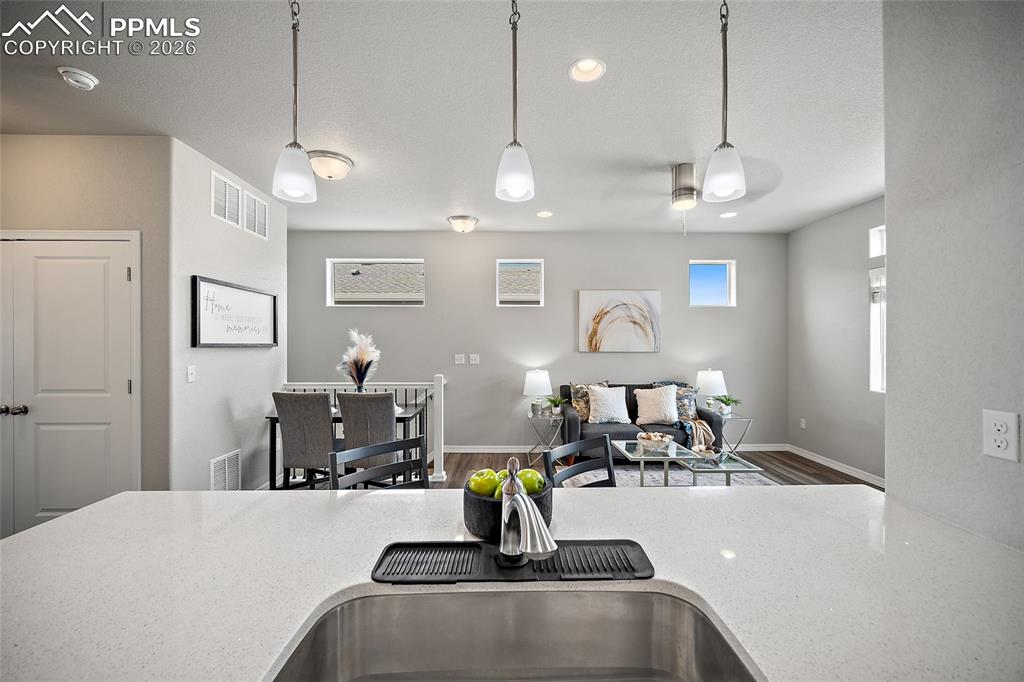 Image 6 of 23: Kitchen