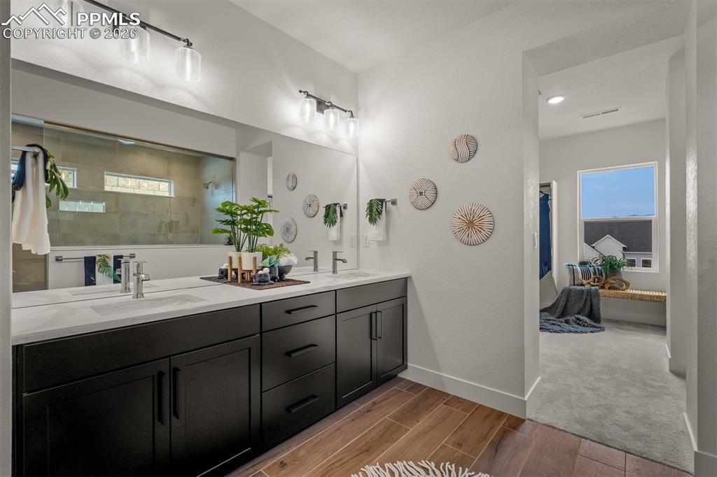 Image 24 of 41: Master Bathroom