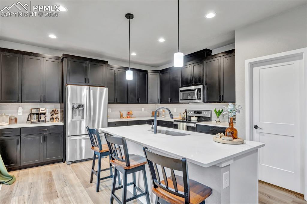 Image 16 of 49: Kitchen