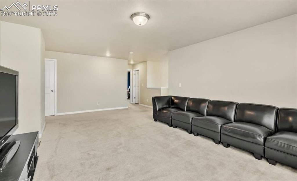 Image 19 of 38: Living Room