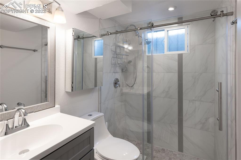 Listing 5974321, Image 17 of 32