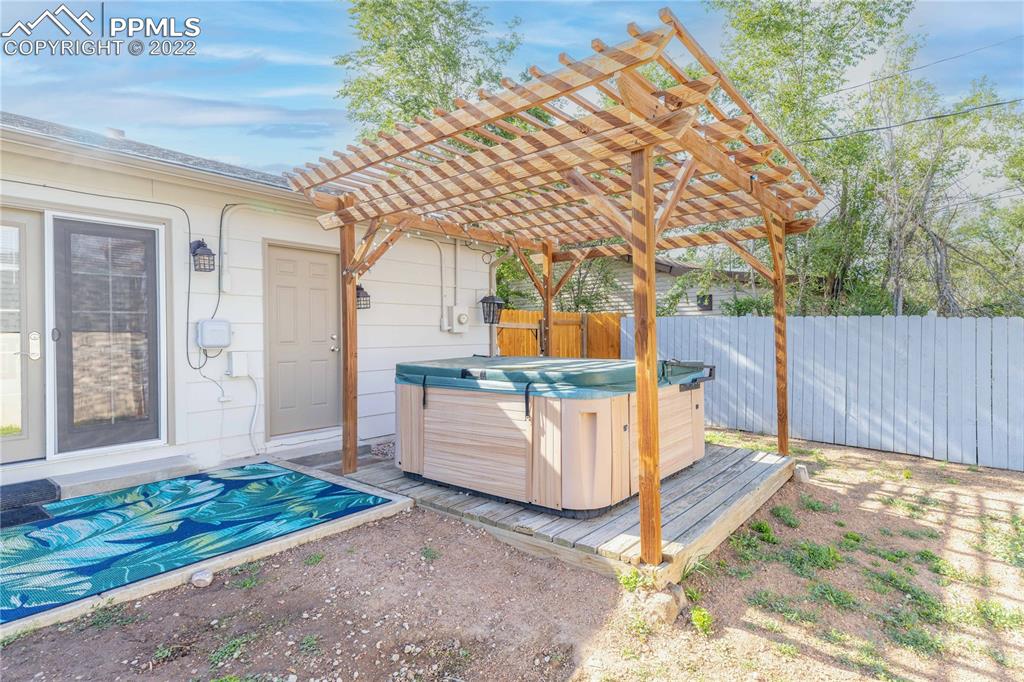 Listing 5974321, Image 24 of 32