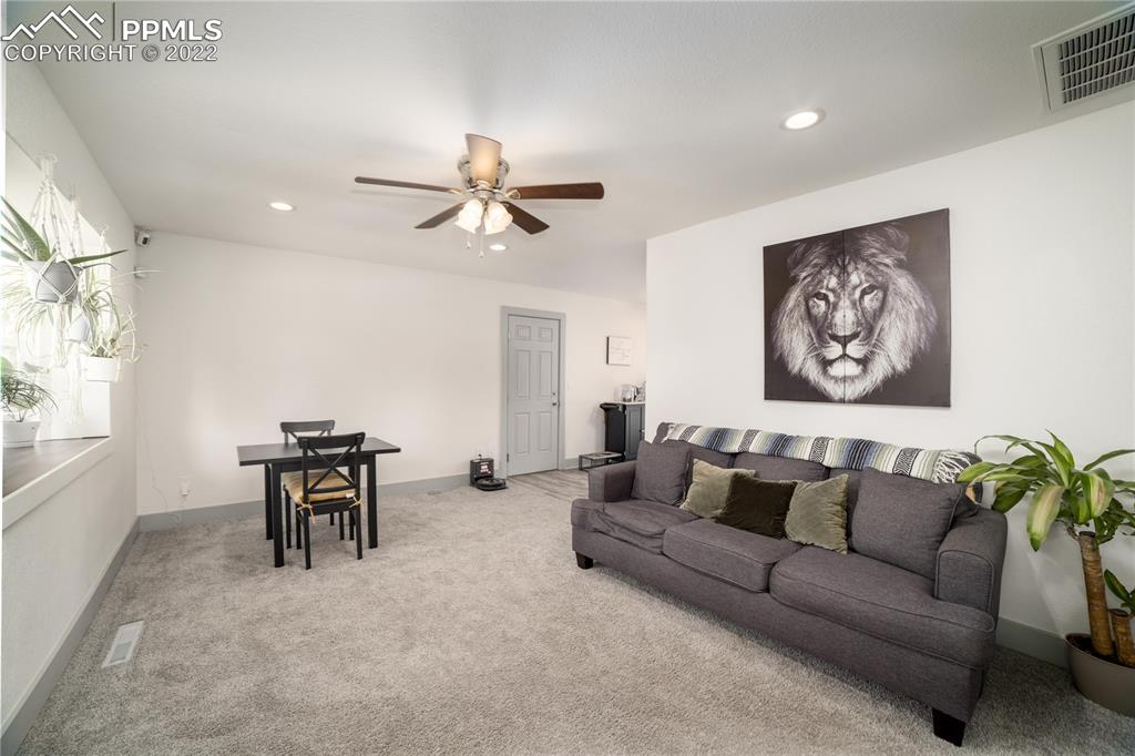 Listing 5974321, Image 6 of 32