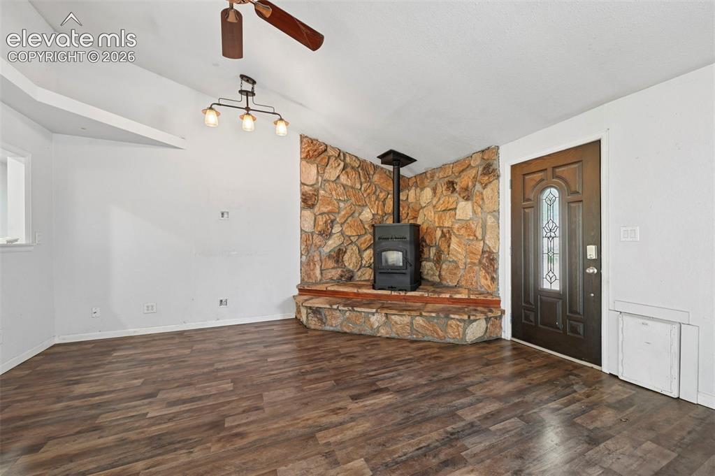 Image 6 of 49: Living Room
