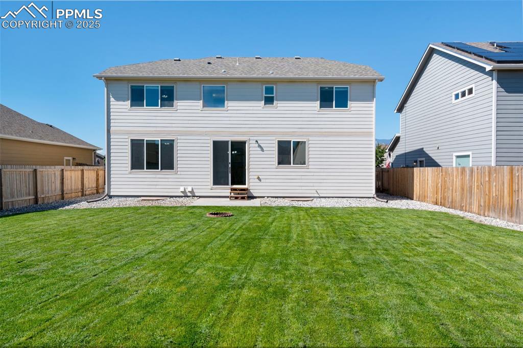 Image 44 of 49: Level lot.