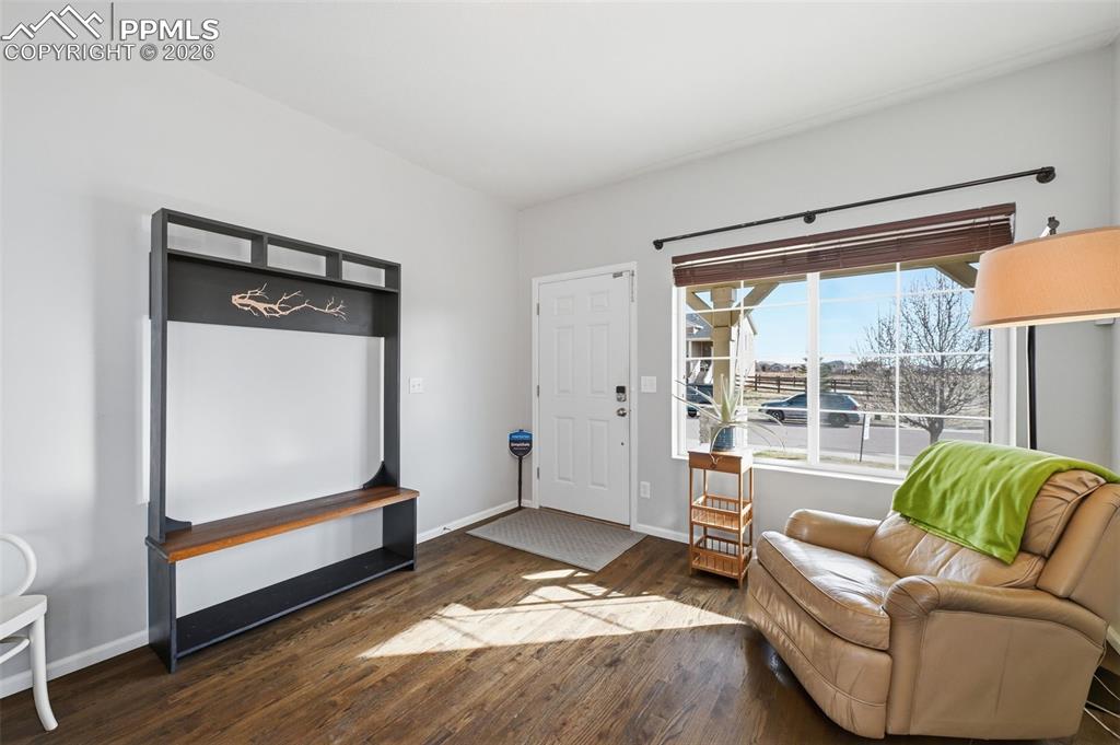 Image 4 of 24: Entry