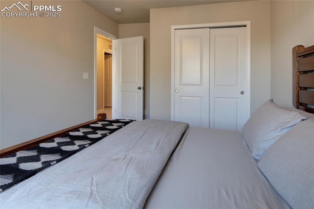 Image 33 of 38: Bedroom