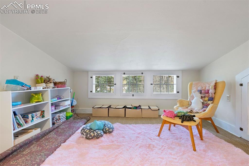 Image 33 of 50: Game Room