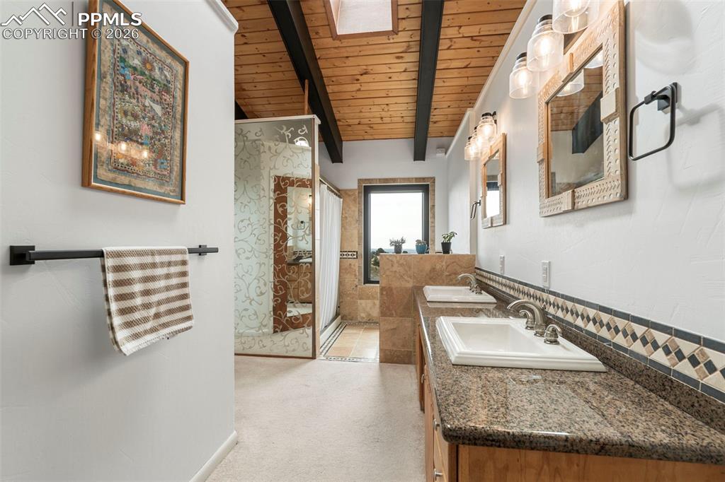 Image 23 of 50: No Description Available