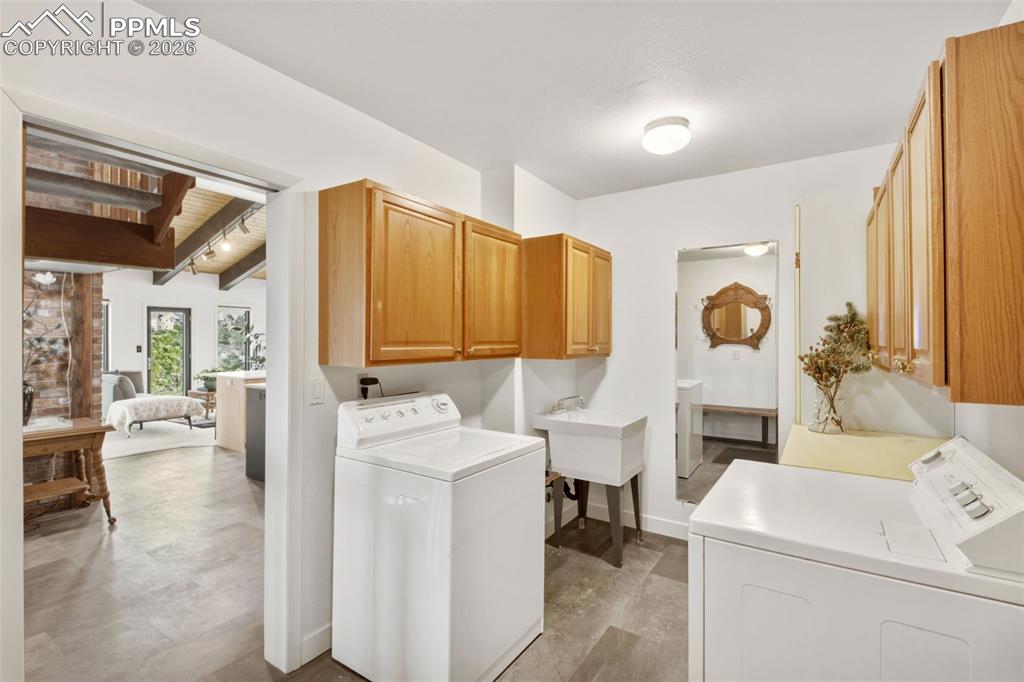 Image 29 of 50: No Description Available