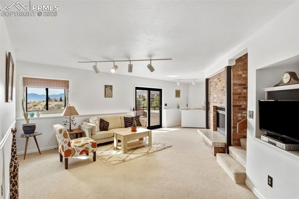 Image 30 of 50: No Description Available