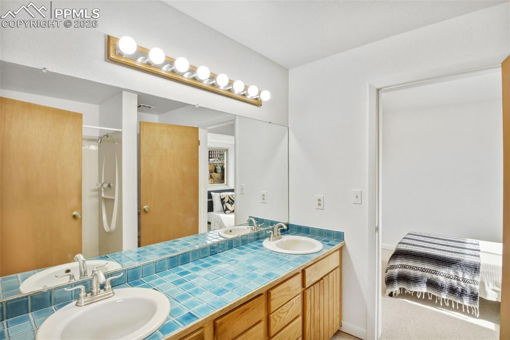 Image 34 of 50: No Description Available