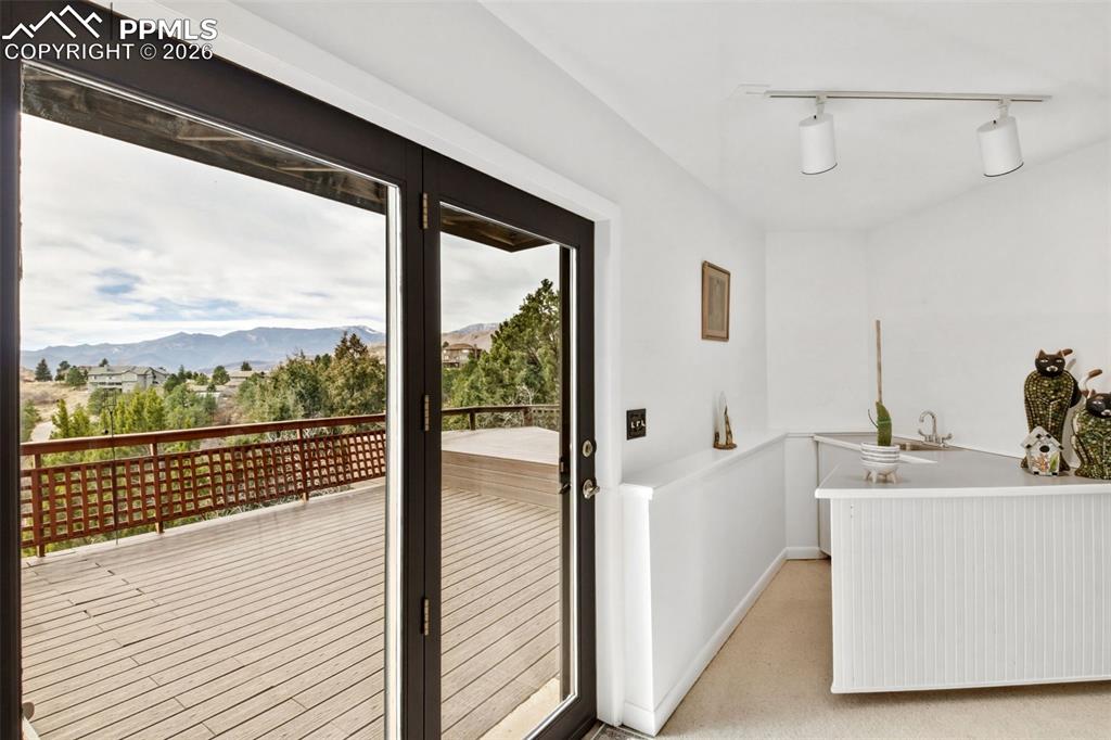 Image 38 of 50: No Description Available