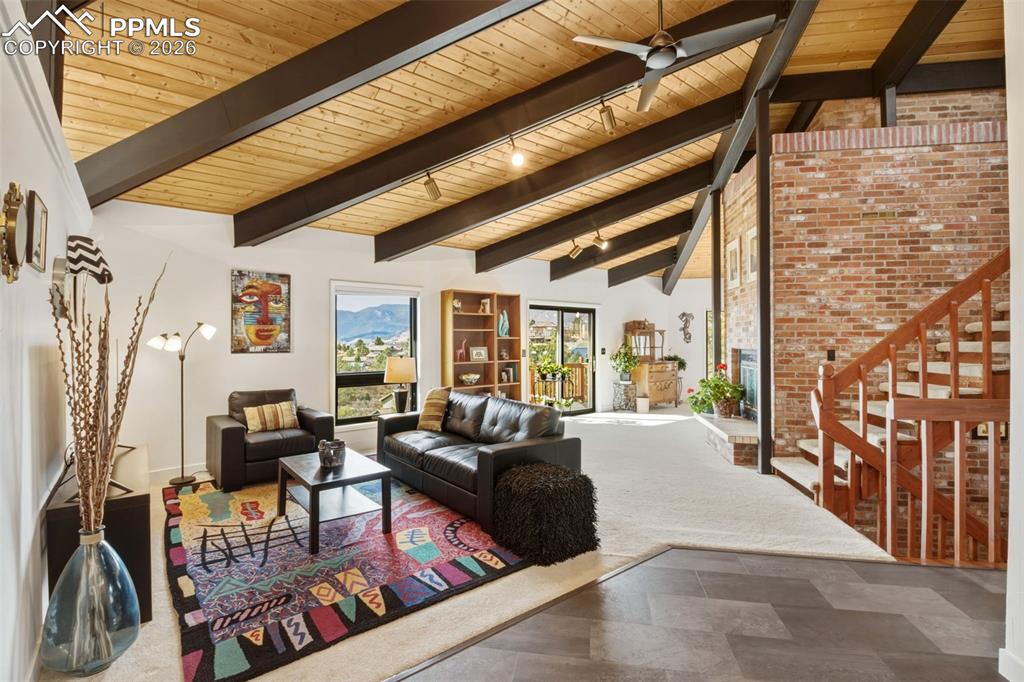 Image 5 of 50: No Description Available