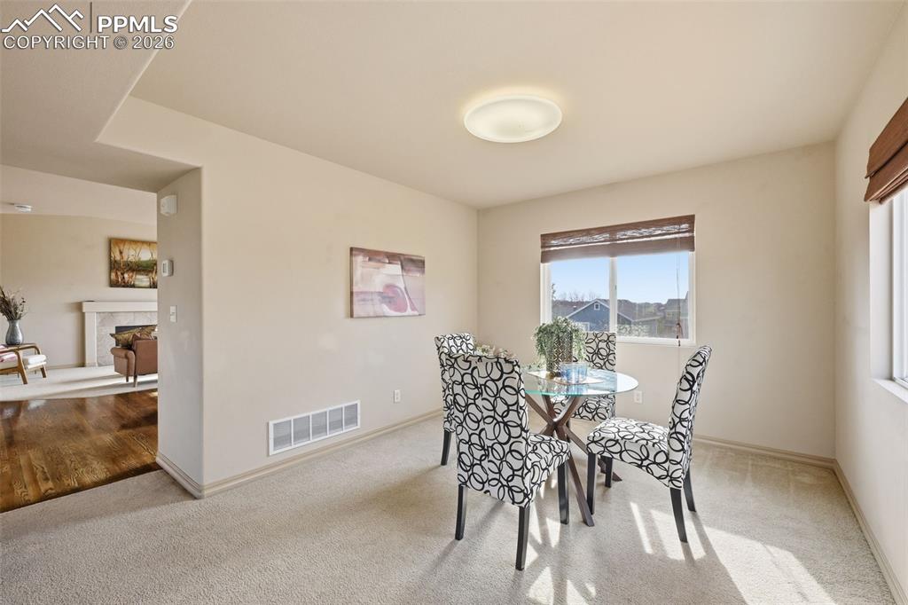 Image 12 of 42: Dining Area