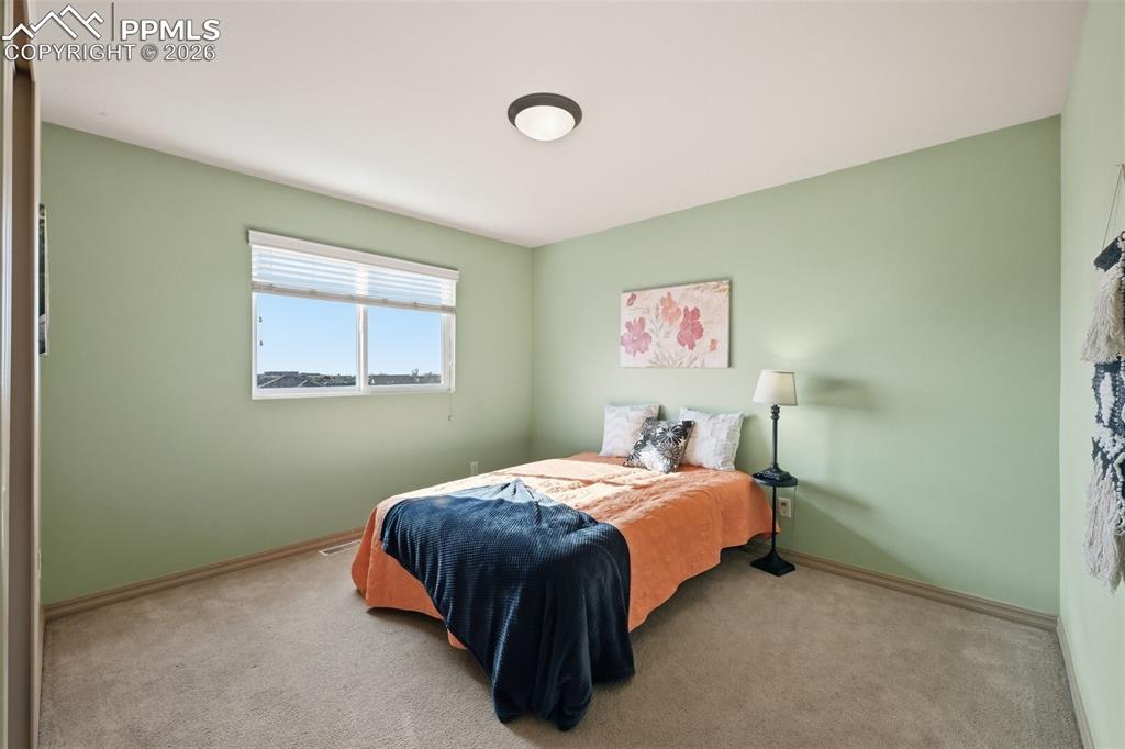 Image 24 of 42: Bedroom