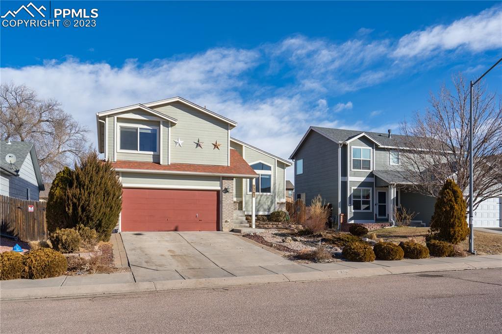 Listing 5988307, Image 2 of 23