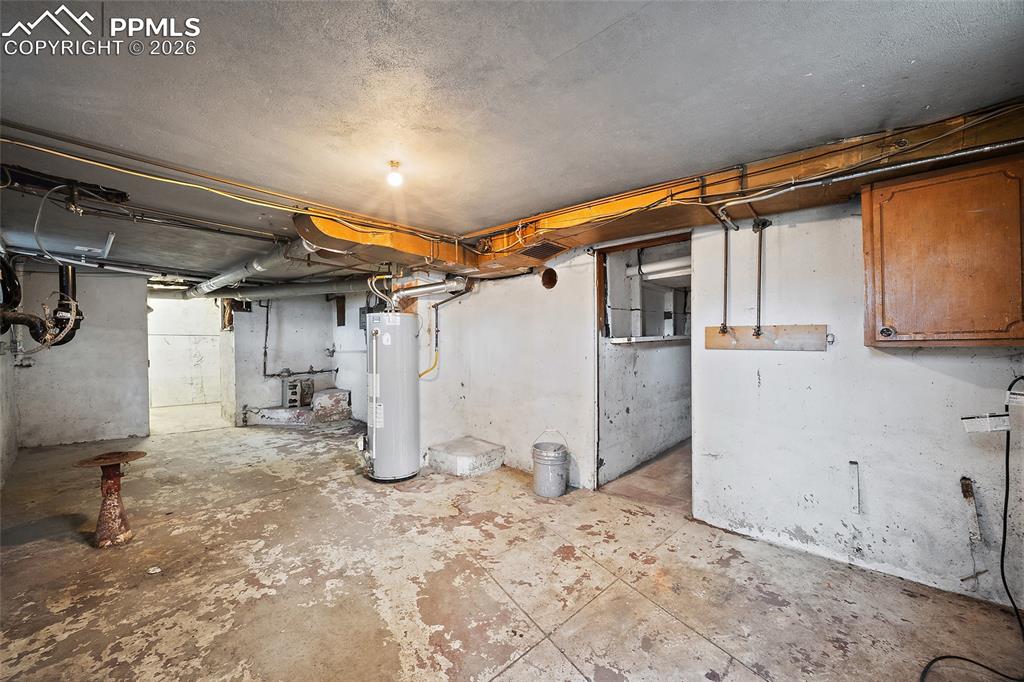 Image 32 of 37: Basement