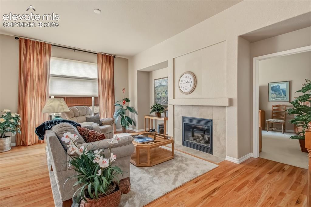 Image 5 of 35: Great Room