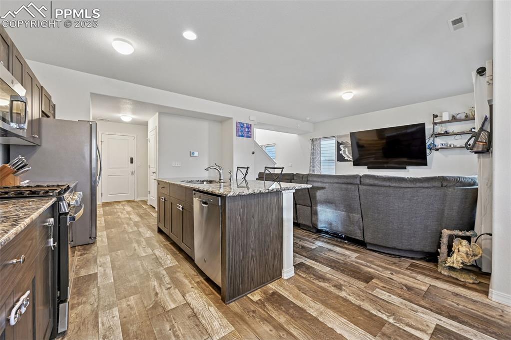 Image 6 of 28: Kitchen