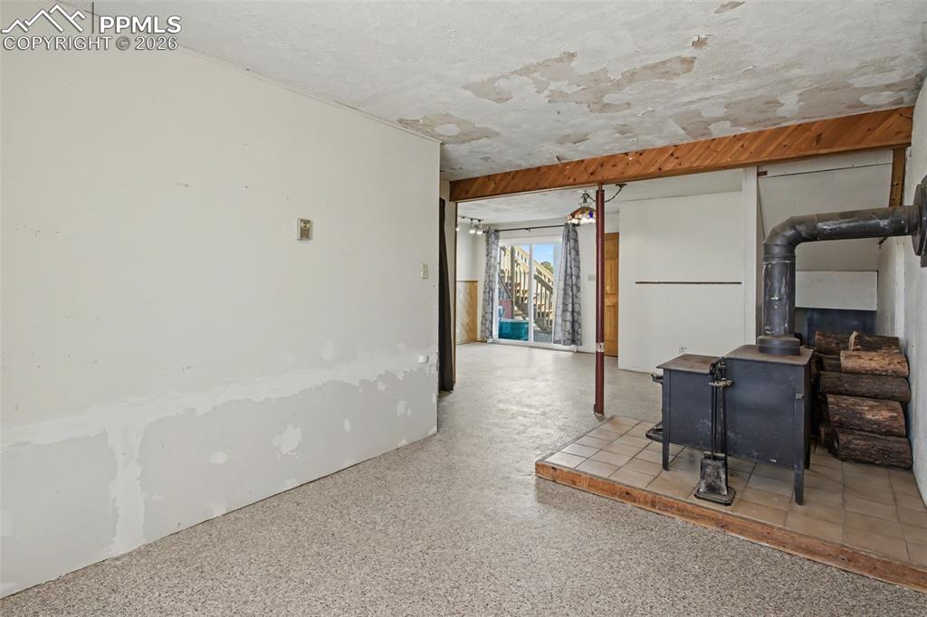 Image 25 of 42: No Description Available