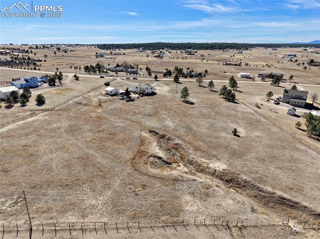 Image 40 of 42: No Description Available