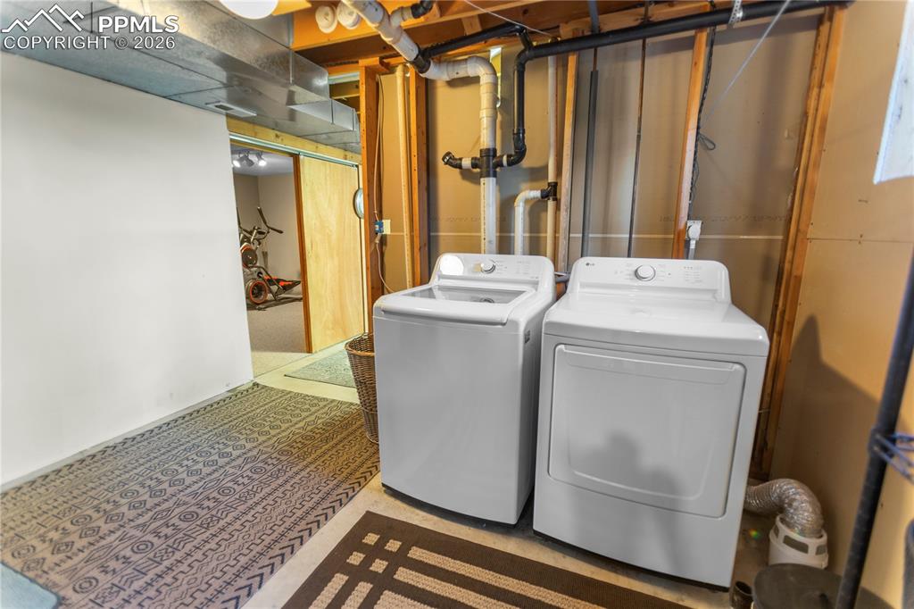 Image 30 of 37: Lower Level Laundry Area