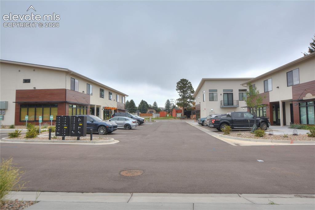 Image 19 of 25: Additional content