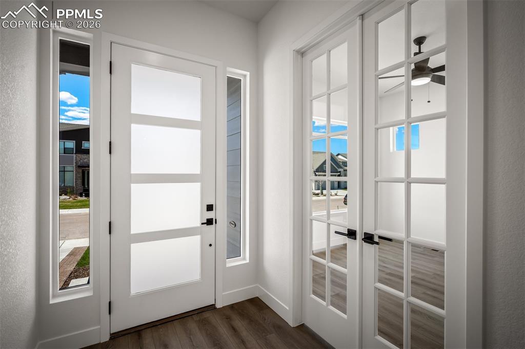 Image 2 of 40: Entry