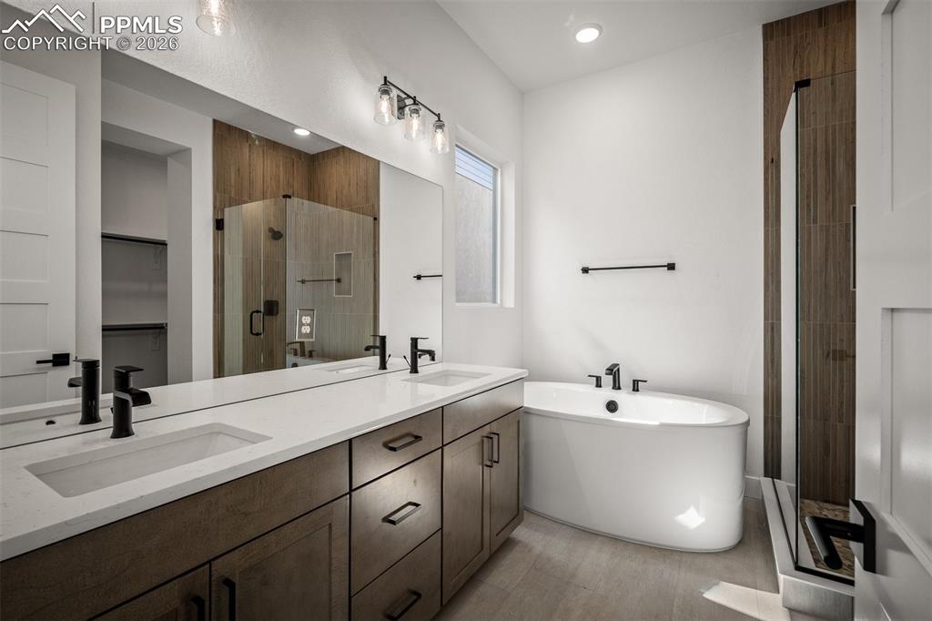 Image 22 of 40: Master Bathroom