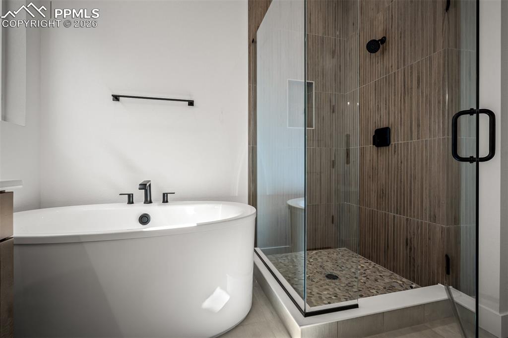 Image 23 of 40: Master Bathroom