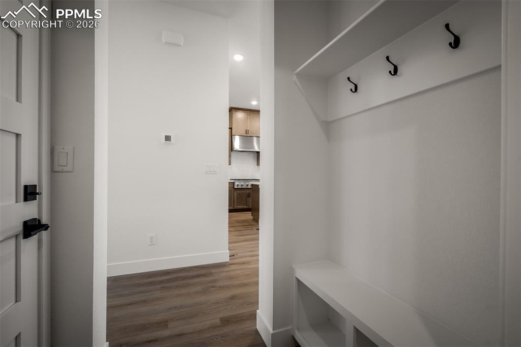 Image 27 of 40: Mud Room