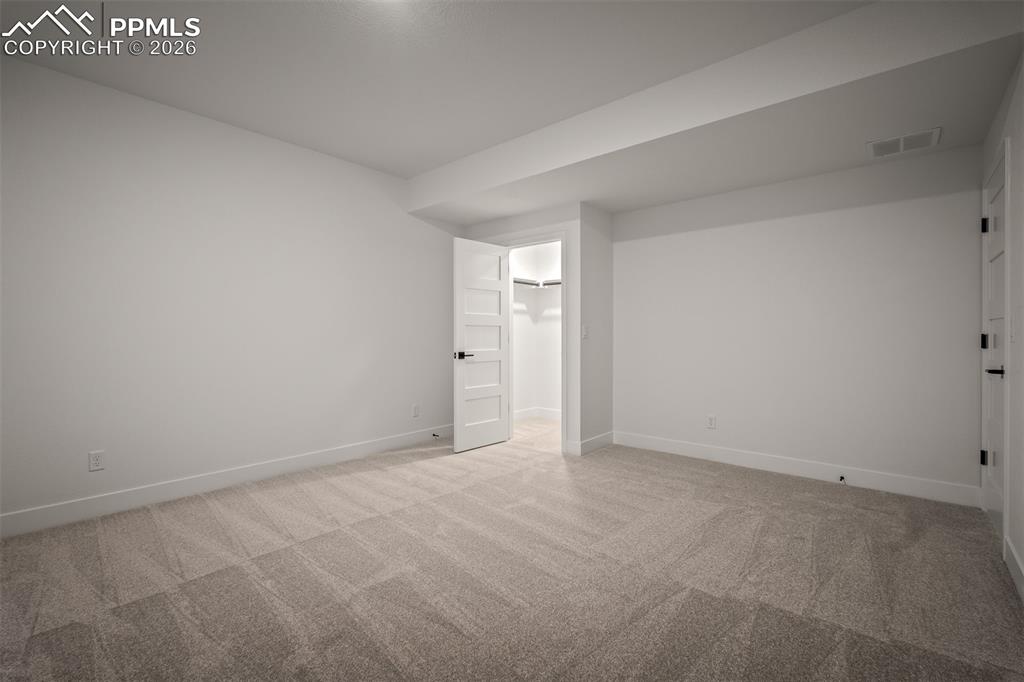 Image 35 of 40: Bedroom