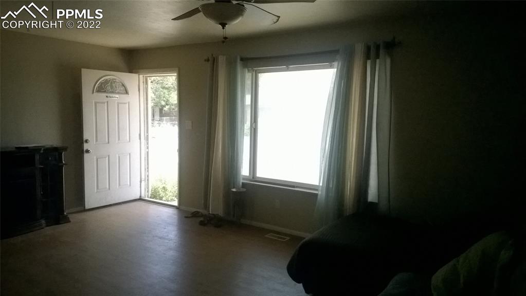 Listing 5997563, Image 5 of 18