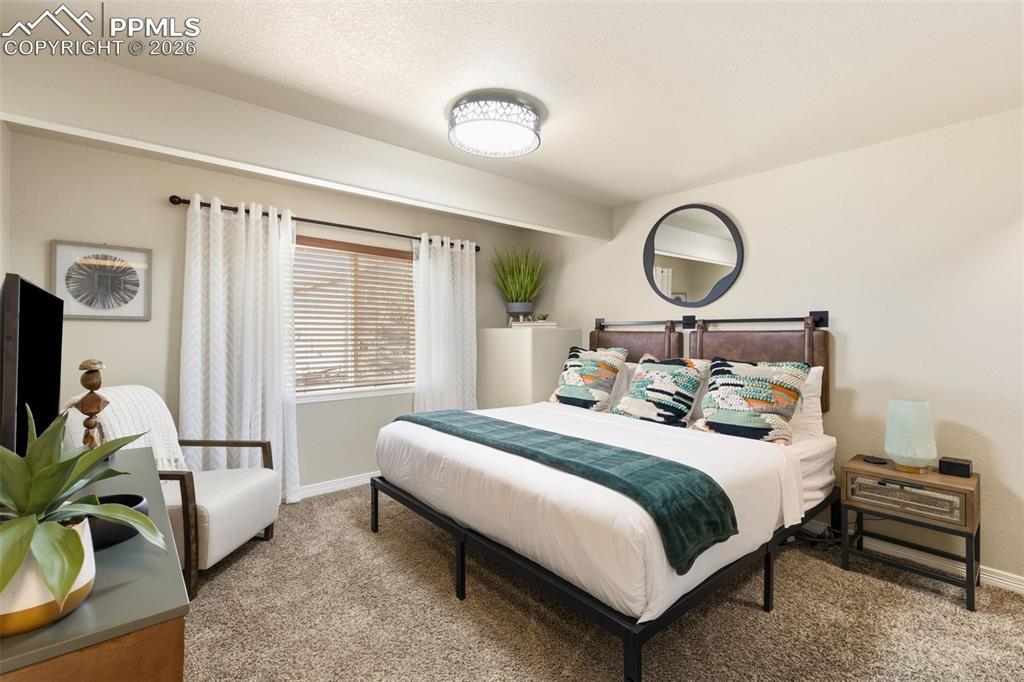 Image 28 of 35: Bedroom