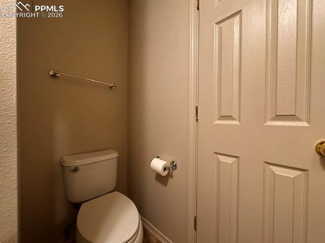 Image 14 of 19: Bathroom