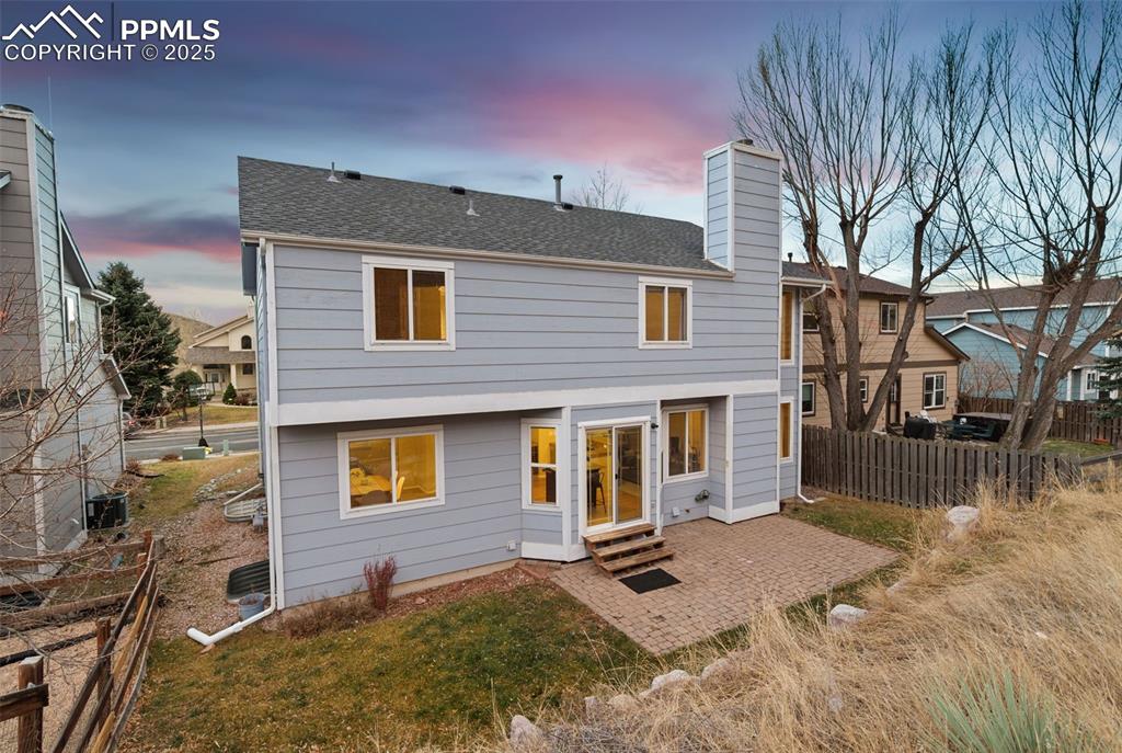 Image 36 of 37: Back of Structure