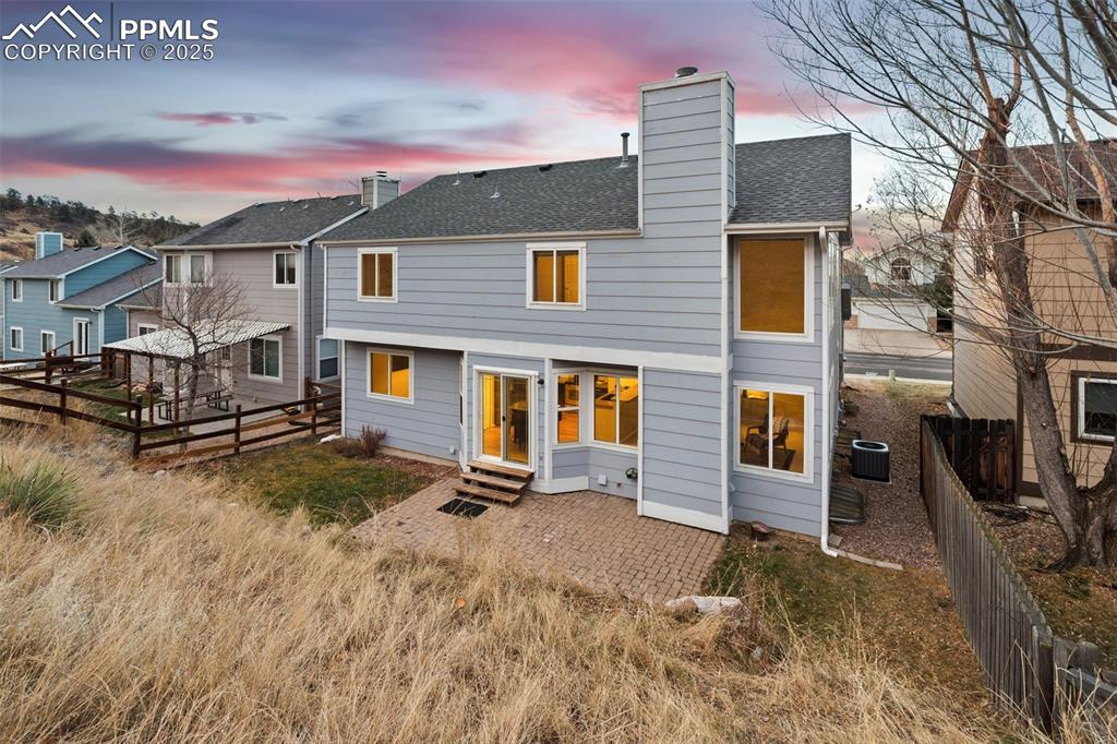 Image 37 of 37: Back of Structure