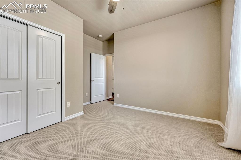 Image 28 of 42: Bedroom